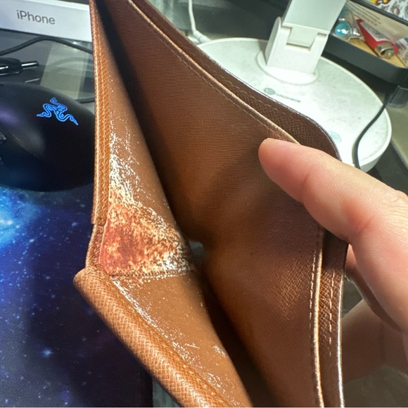 Vintage Louis Vuitton Men's LV Brown Bi-Fold Leather Wallet Monogram - Picture 4 of 5